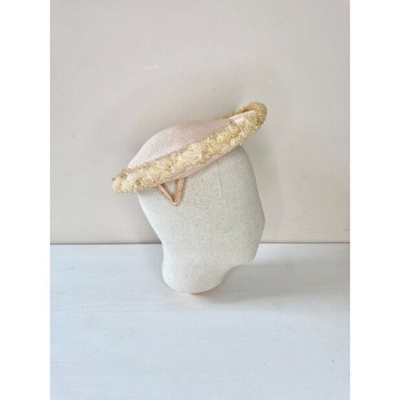 Vintage Pale Peach Pink Sinamay Curly Straw Trim Bumper Capulet Hat - Picture 3 of 14